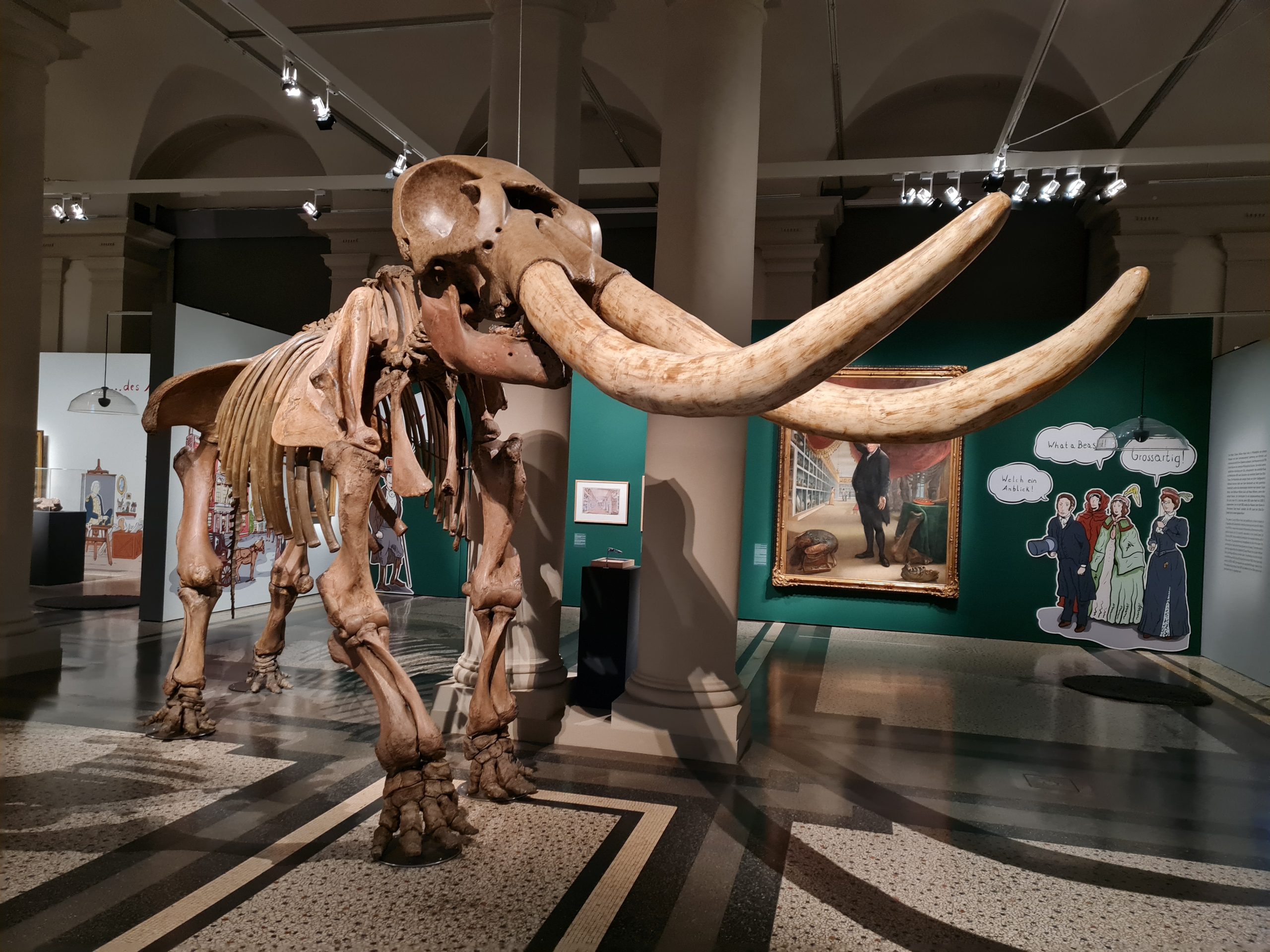 Ausstellungs-Review #1: American Heiner – Ein Mammut macht Geschichte (HLM Darmstadt -03.07.2022)