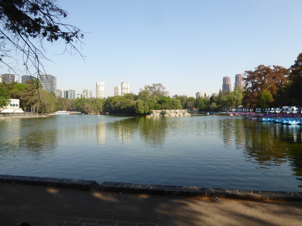 Auf den Spuren des alten Tenochtitlán in Mexiko-Stadt 8 Abb. 7 Lago de Chapultepec
