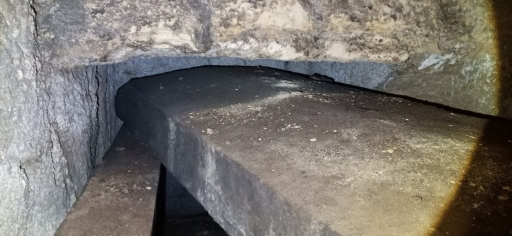 Osiris Schacht Abb. 8